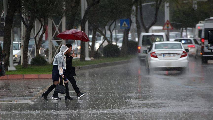 Meteoroloji ve AKOM uyardı: Balkanlardan kuvvetli rüzgar ve serin hava geliyor! 9